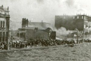 Η καταστροφή της Σμύρνης και το καταφύγιο της Κύπρου Η καταστροφή της Σμύρνης και το καταφύγιο της Κύπρου